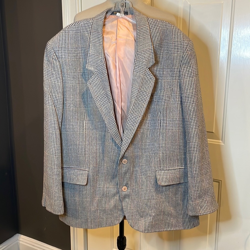 Giorgio Sant’Angelo Silk & Wool Blazer. 46R